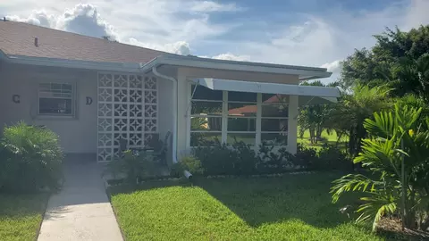 5020 NW 3rd St #D, Delray Beach, FL 33445