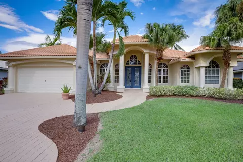 150 Kapok Cres, Royal Palm Beach, FL 33411