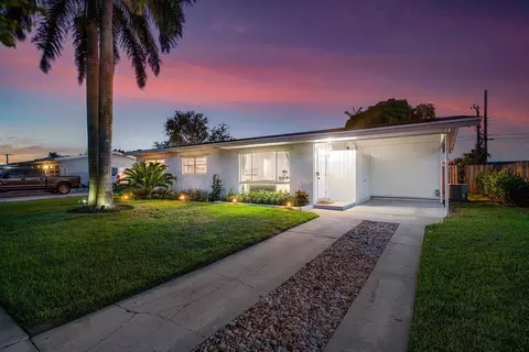 3120 Egremont Dr, West Palm Beach, FL 33406