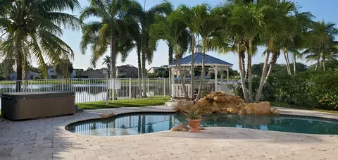 6220 Windlass Cir, Boynton Beach, FL 33472
