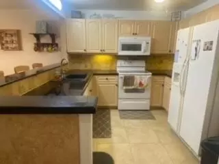 22605 SW 66th Ave #100, Boca Raton, FL 33428