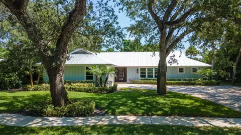 755 Cypress Rd, Vero Beach, FL 32963