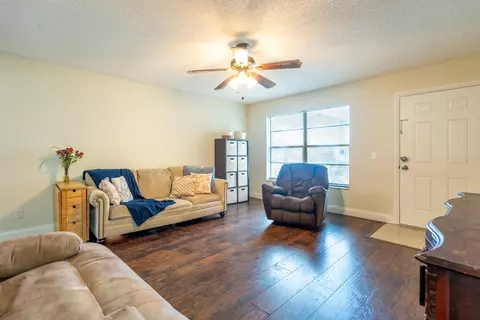 5894 Longbow Ln #4, West Palm Beach, FL 33415