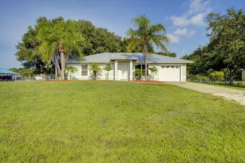 8425 100th Ave, Vero Beach, FL 32967