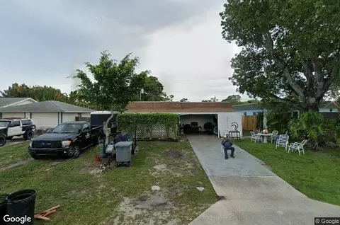3654 Quentin Ave, Boynton Beach, FL 33436