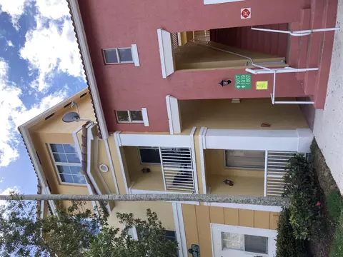 1017 Shoma Dr, Royal Palm Beach, FL 33414