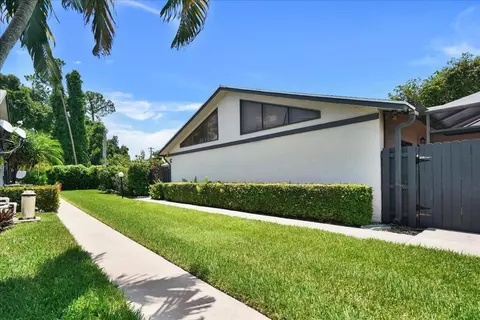 1032 Summit Trails Cir #C, West Palm Beach, FL 33415