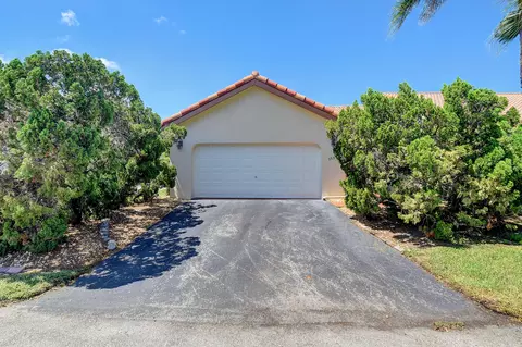 23295 Water Cir, Boca Raton, FL 33486