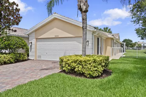 8525 Quito Pl, Wellington, FL 33414