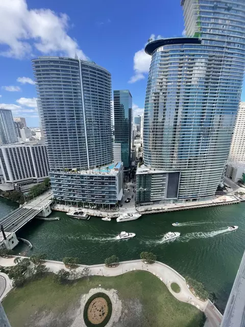 475 Brickell Ave #3308, Miami, FL 33131