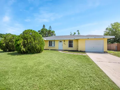 480 SW Eastport Cir, Port Saint Lucie, FL 34953