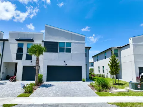 1729 Lindley St, Riviera Beach, FL 33407