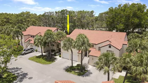 9 Via De Casas Sur #103, Boynton Beach, FL 33426