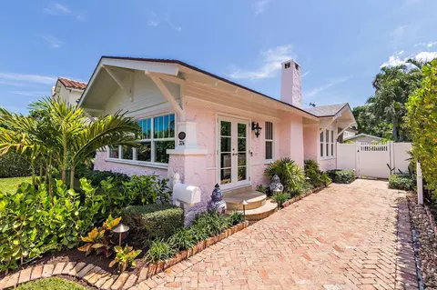 324 Edgewood Dr, West Palm Beach, FL 33405