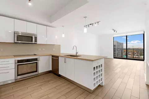 999 SW 1st Ave #2209, Miami, FL 33130