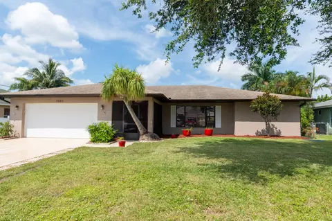 2480 SW Monterrey Ln, Port Saint Lucie, FL 34953