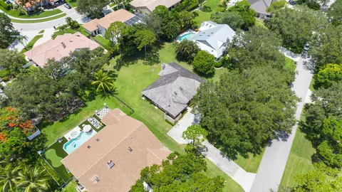 6294 Wood Lake Rd, Jupiter, FL 33458