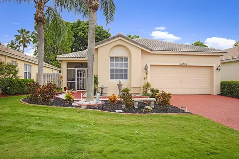 10709 Oak Bend Way, Wellington, FL 33414