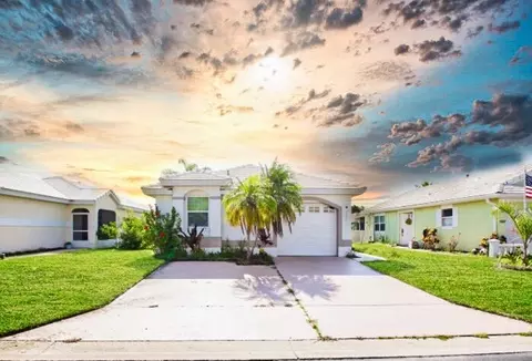 1075 Goldenrod Ne Cir, Palm Bay, FL 32905