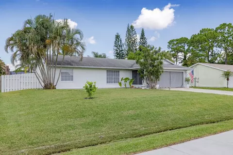 1688 SE Sandia Dr, Port Saint Lucie, FL 34983