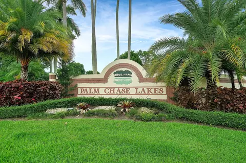 10271 N Circle Lake Dr #201, Boynton Beach, FL 33437