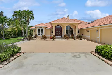 6787 W Calumet Cir, Lake Worth, FL 33467
