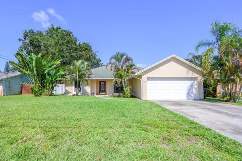1142 SW Heather St, Port Saint Lucie, FL 34983