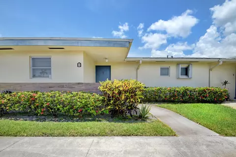 2891 Ashley Dr W #D, West Palm Beach, FL 33415