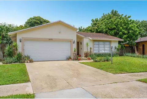 3445 SW 3rd St, Deerfield Beach, FL 33442