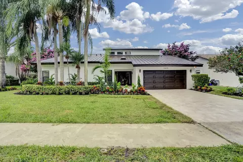 21075 Madria Cir, Boca Raton, FL 33433