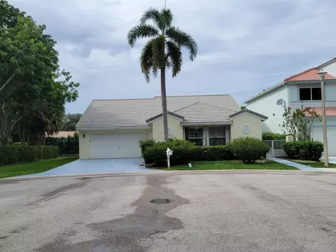 10845 Palm Spring Dr, Boca Raton, FL 33428
