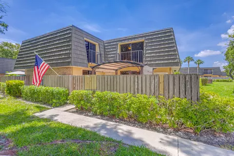 1916 19th Way, West Palm Beach, FL 33407