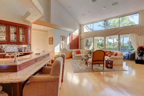 7536 Rexford Rd, Boca Raton, FL 33434