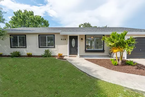 409 SW Eastport Cir, Port Saint Lucie, FL 34953