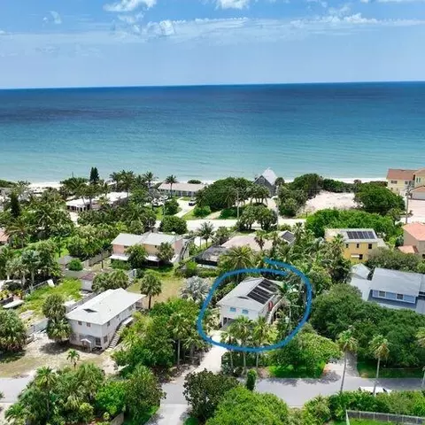 5225 Palm Dr, Melbourne Beach, FL 32951