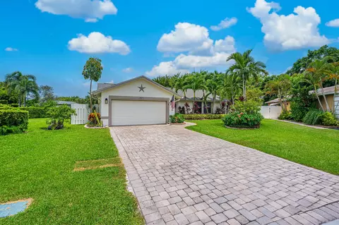 9674 Colorado Ct, Boca Raton, FL 33434