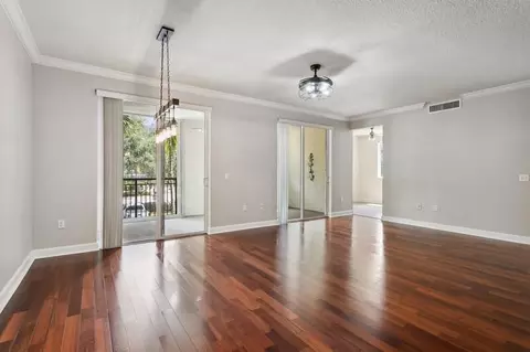 1 Renaissance Way #212, Boynton Beach, FL 33426