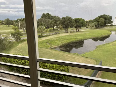 6850 N 10th N Ave #301, Lake Worth, FL 33467