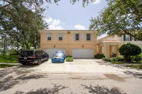 2118 Tarpon Lake Way, West Palm Beach, FL 33411