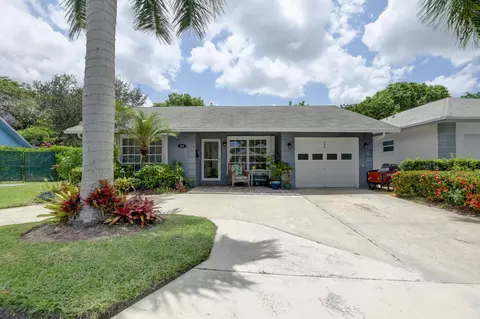 299 Del Rio Blvd, Boca Raton, FL 33432