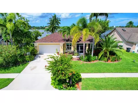 12736 Meadowbreeze Dr, Wellington, FL 33414