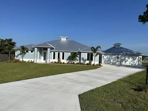 5862 NW Elam Ct, Port Saint Lucie, FL 34986