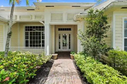 1120 Buckhead Dr SW, Vero Beach, FL 32968