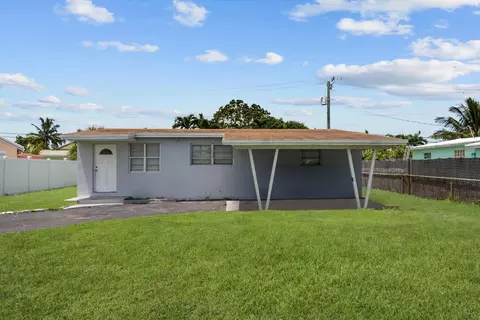 671 NE 56th St, Oakland Park, FL 33334