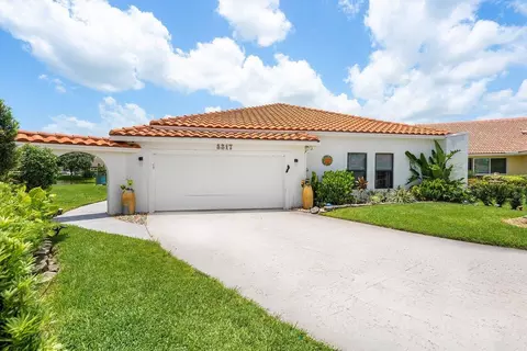 8317 Bonita Isle Dr, Lake Worth, FL 33467
