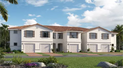 6742 Broadwater Ln, Lake Worth, FL 33467