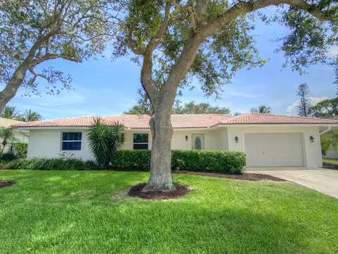1934 Ascott Rd, Juno Beach, FL 33408