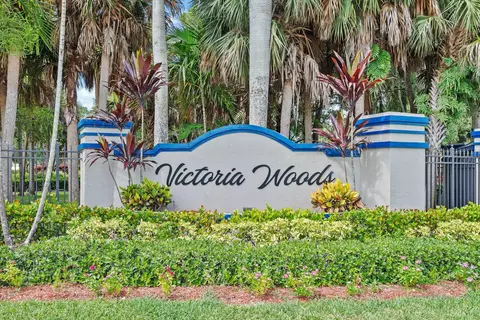 6020 Azalea Cir, West Palm Beach, FL 33415