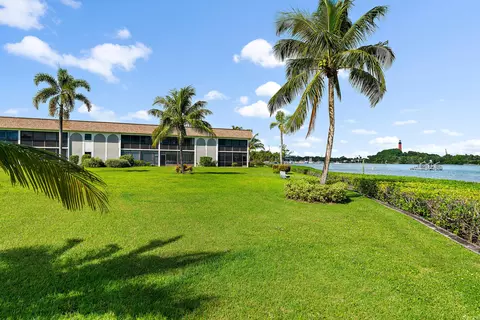 755 Saturn St #A107, Jupiter, FL 33477