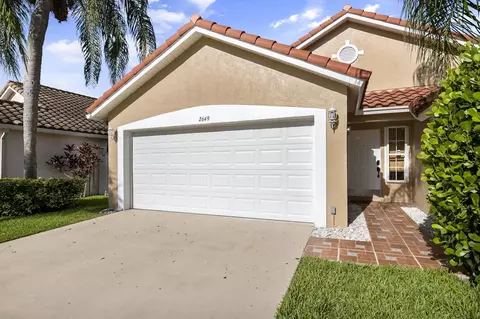 2649 Fairway Cove Ct, Wellington, FL 33414